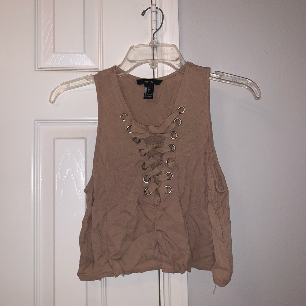 tan tank top 🌞